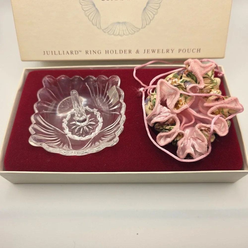 Oneida Crystal Juilliard Ring Holder and Jewelry Pouch‎ Set Vintage Clear Glass